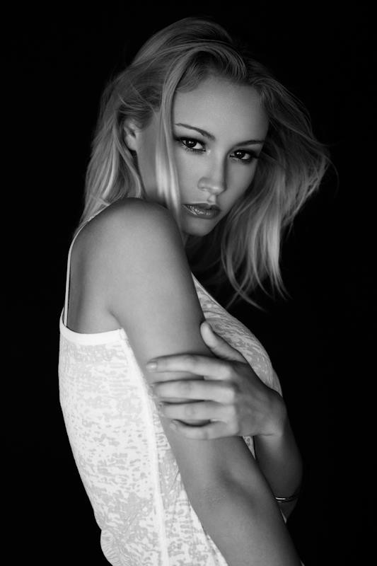 Photo of model Bryana Holly - ID 454566
