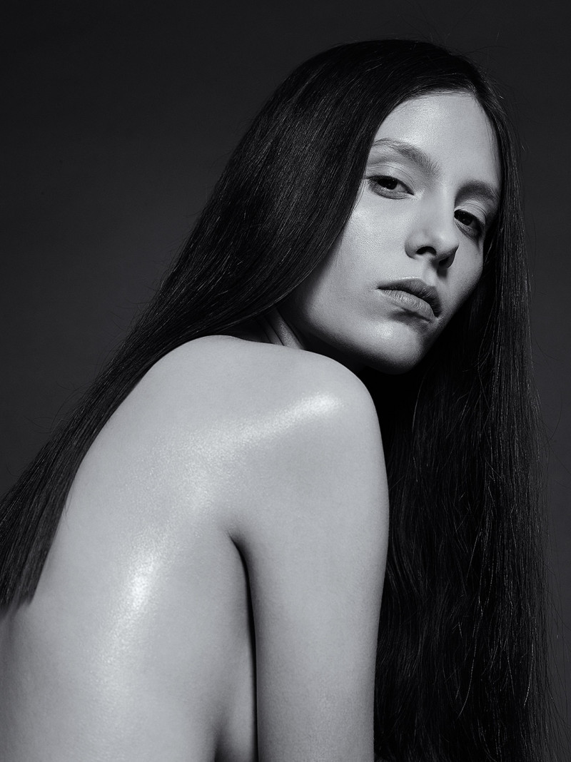 Photo of model Iliana Ruiz - ID 454348
