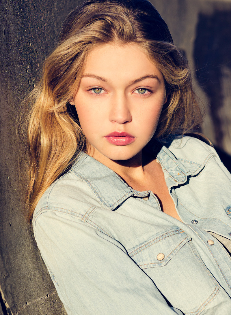 Photo of model Gigi Hadid - ID 502354