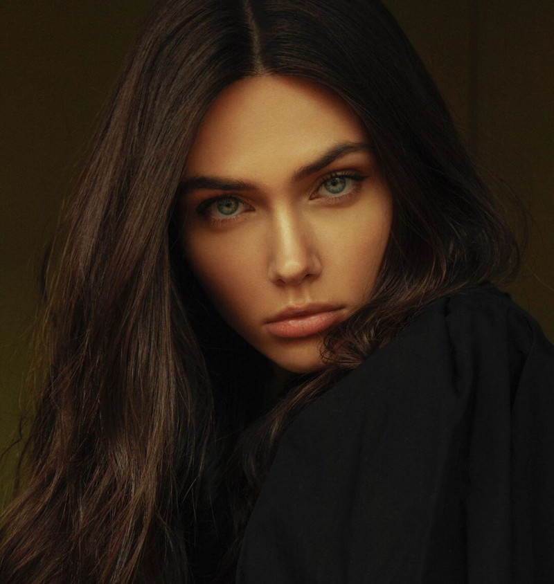 Photo of model Victoria Bronova - ID 639334