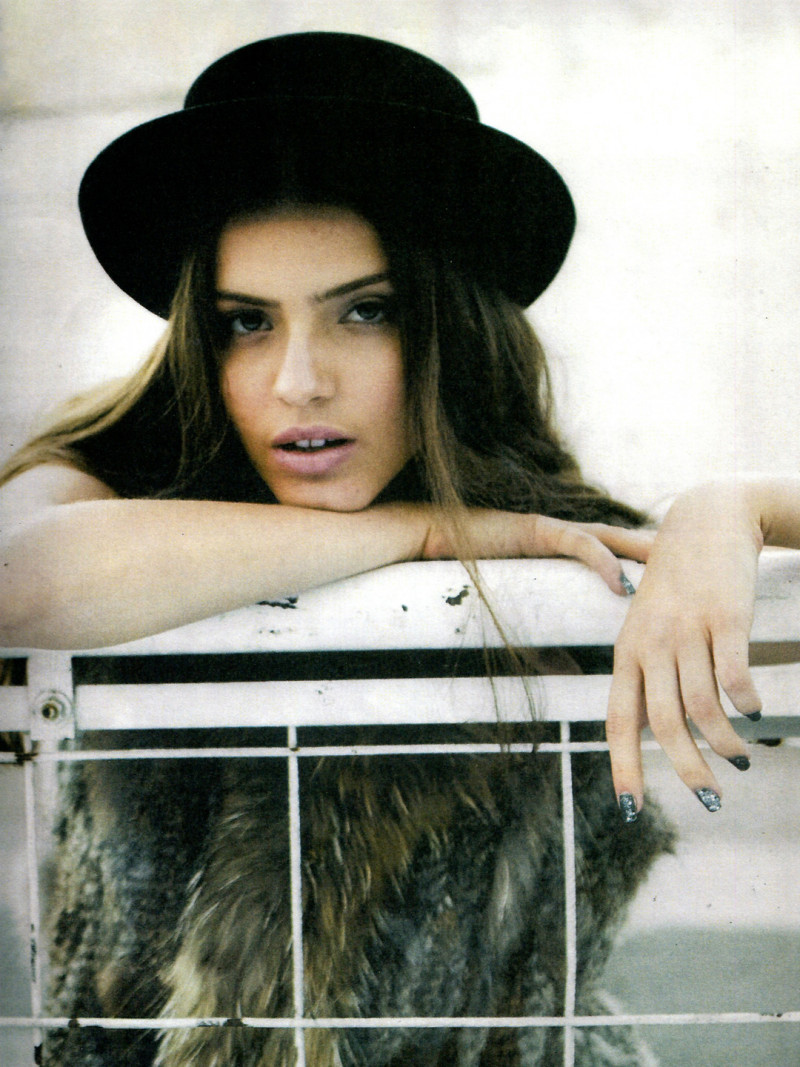 Photo of model Mariana Vansuit - ID 458722