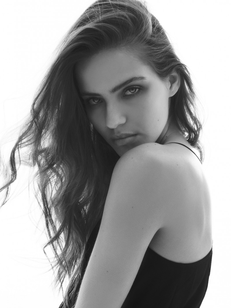 Photo of model Mariana Vansuit - ID 458828