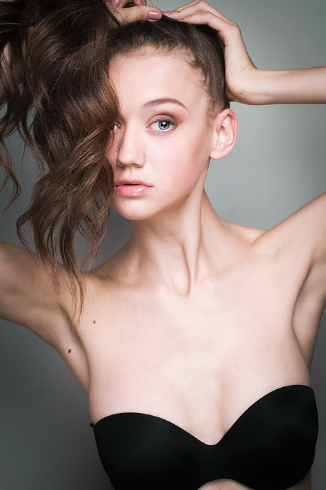 Photo of model Yana Zhbanova - ID 460032