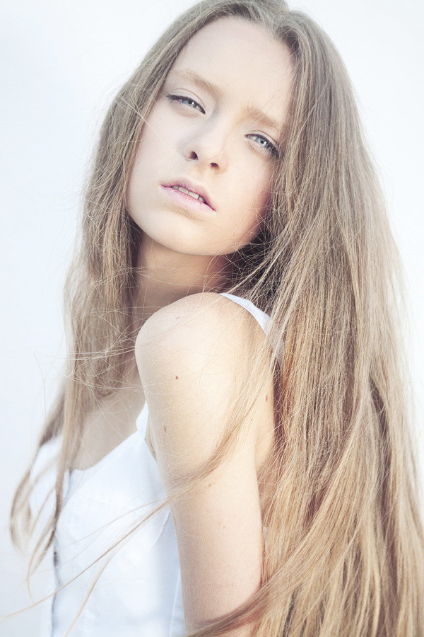 Photo of model Nastya Sutupova - ID 460264