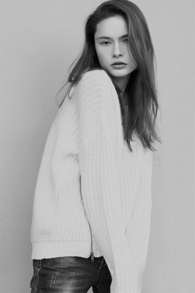 Photo of fashion model Anna Orman - ID 461122 | Models | The FMD