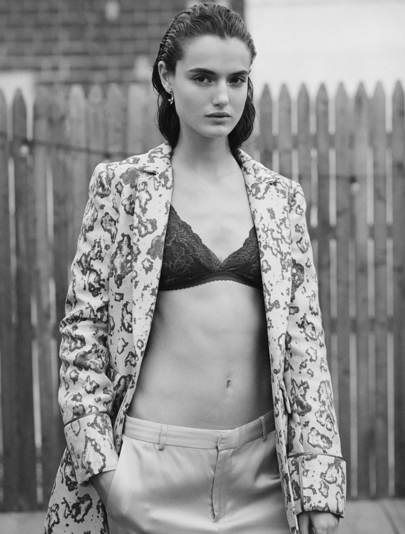 Photo of model Blanca Padilla - ID 585582