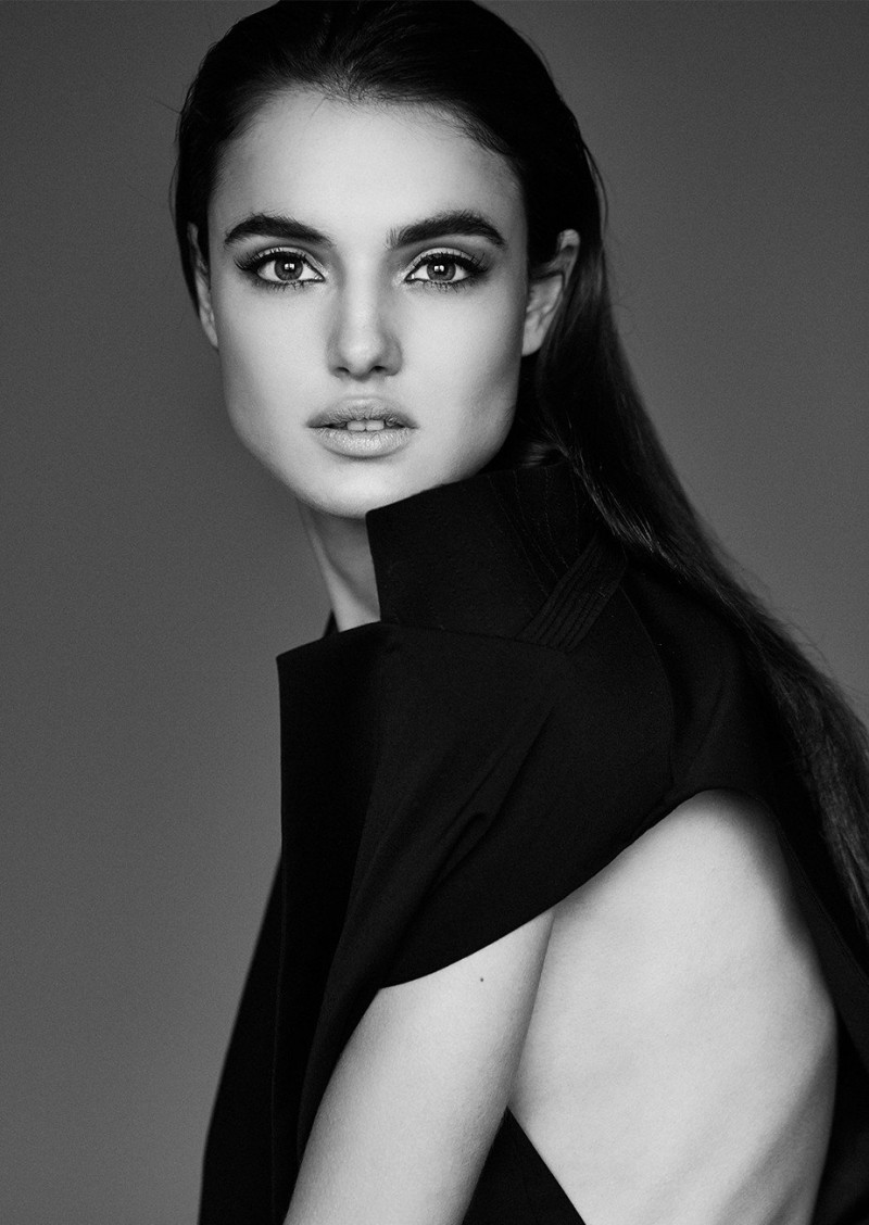 Photo of model Blanca Padilla - ID 585714