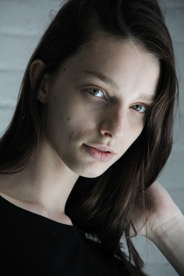 Photo of model Larissa Marchiori - ID 462584