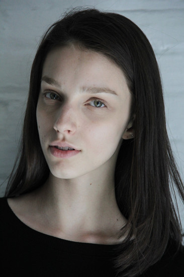 Photo of fashion model Larissa Marchiori - ID 462594 | Models | The FMD