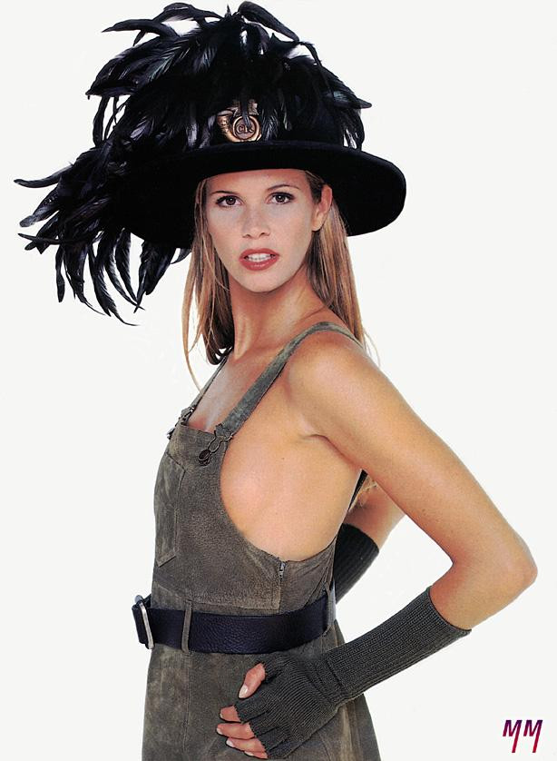 Photo of model Elle Macpherson - ID 20421