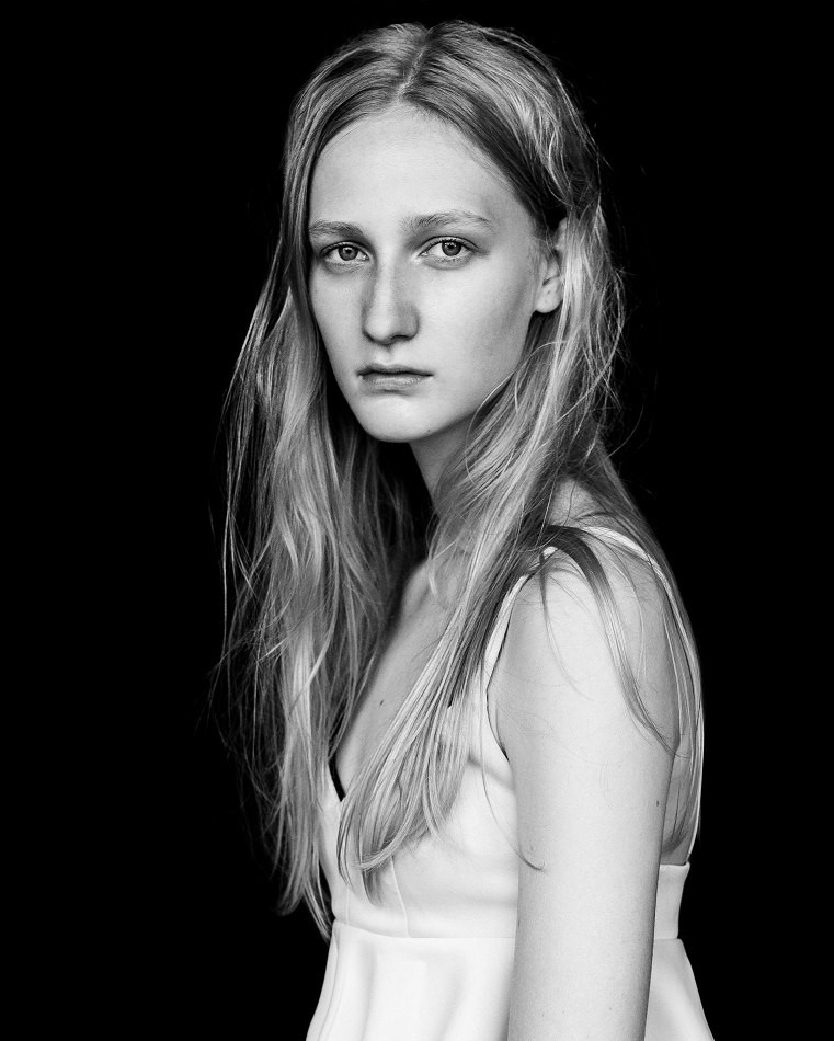 Photo of model Charlotte Lindvig - ID 465720