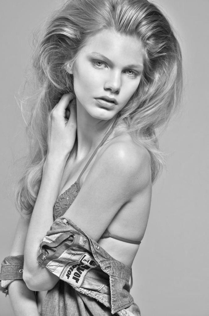Photo of model Annika Krijt - ID 468606