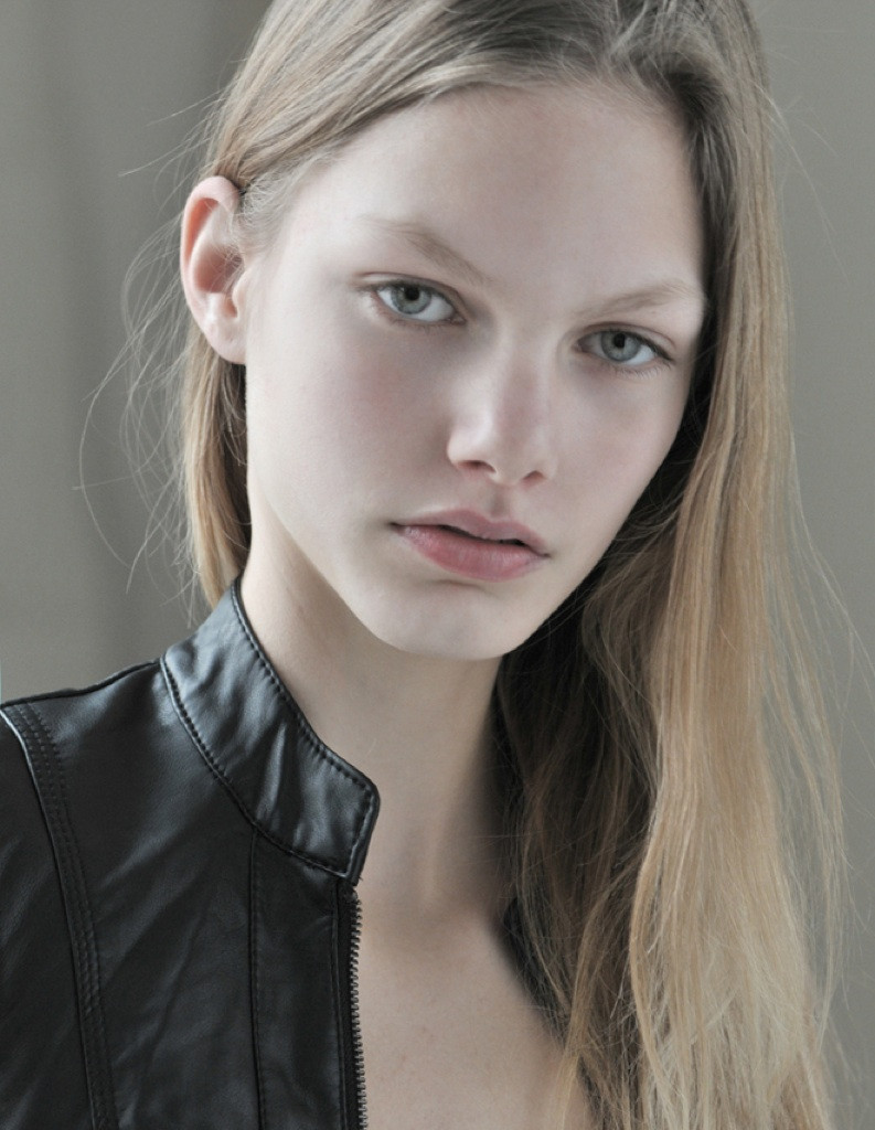 Photo of model Annika Krijt - ID 468628
