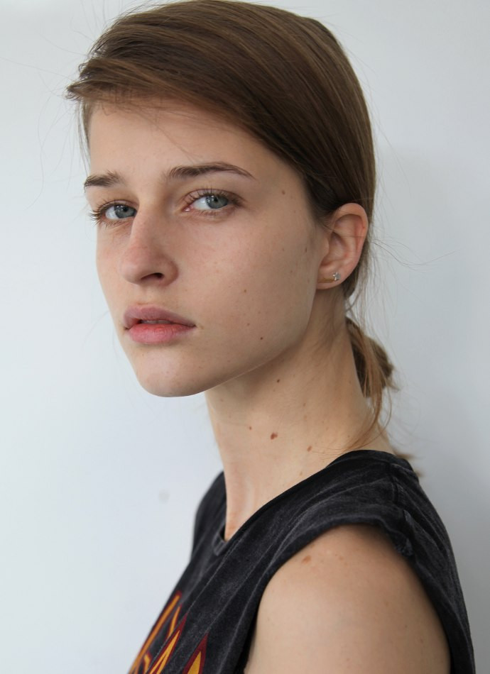 Photo of model Regitze Harregaard Christensen - ID 470048