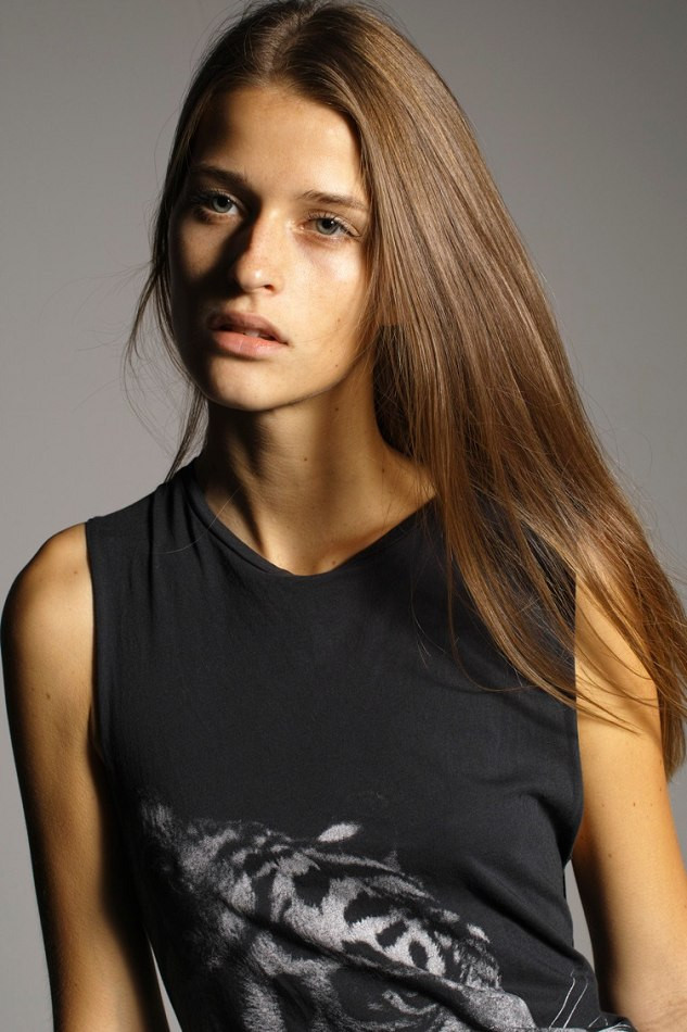 Photo of model Regitze Harregaard Christensen - ID 470060