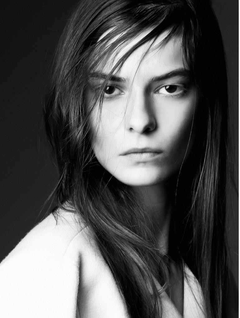 Photo of model Dasha Denisenko - ID 470274