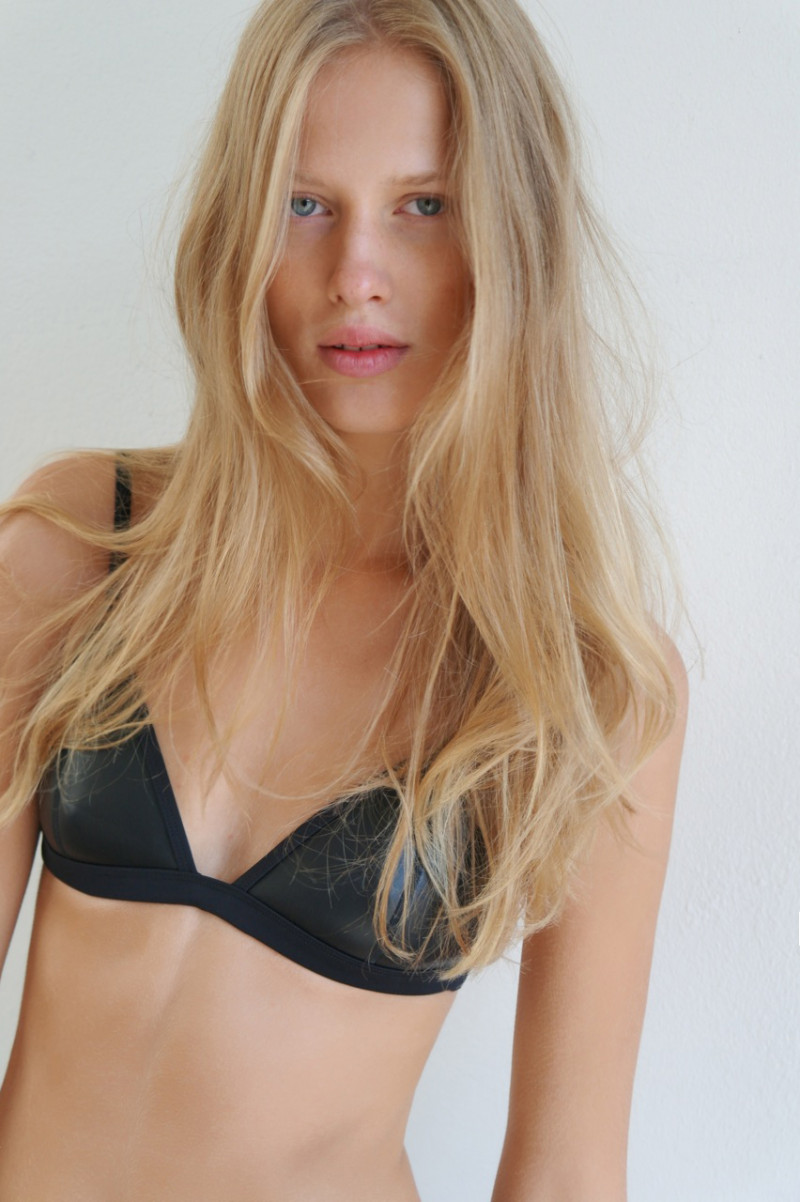 Photo of model Laura Julie Schwab Holm - ID 470634