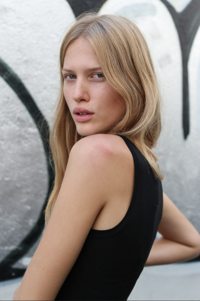 Photo of fashion model Laura Julie Schwab Holm - ID 470640 | Models ...