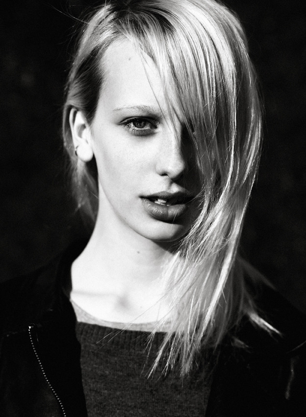 Photo of fashion model Lili Sumner - ID 471512 | Models | The FMD