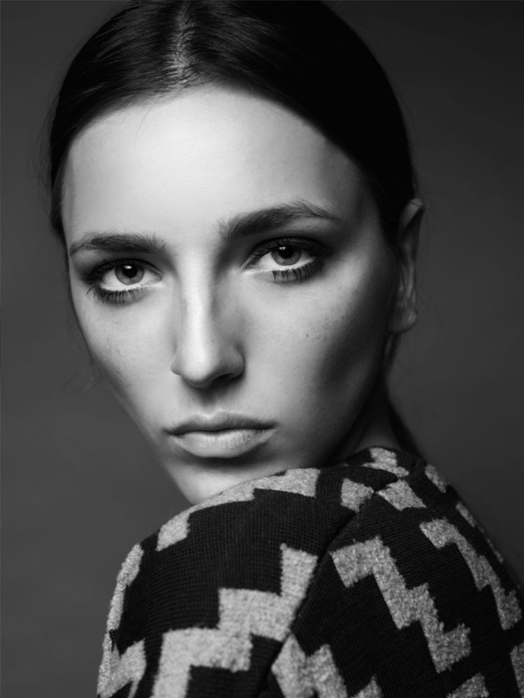 Photo of model Sasha Antonowskaia - ID 472180