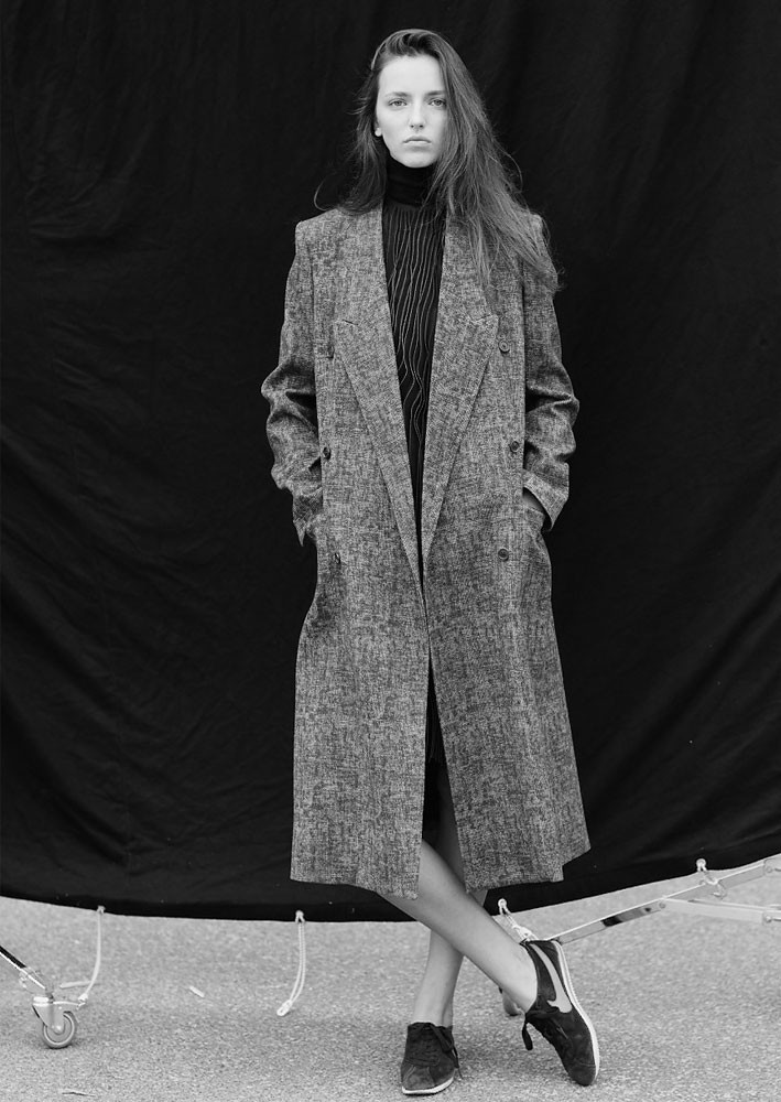 Photo of model Sasha Antonowskaia - ID 472194