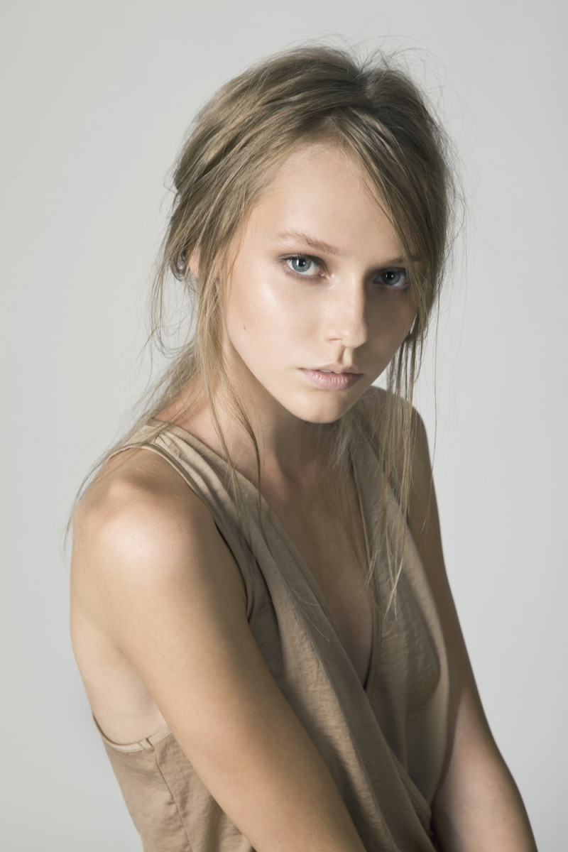 Photo of model Arina Levchenko - ID 472444