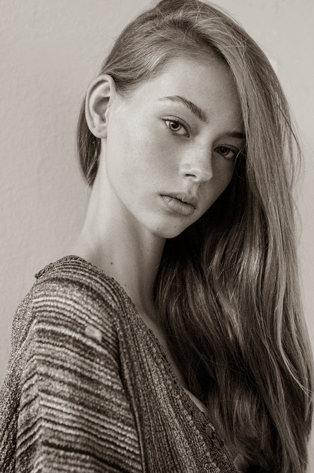Photo of model Lauren de Graaf - ID 473056