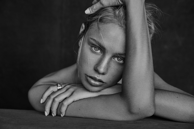 Photo of model Scarlett Leithold - ID 646198