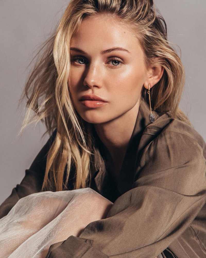 Photo of model Scarlett Leithold - ID 646288