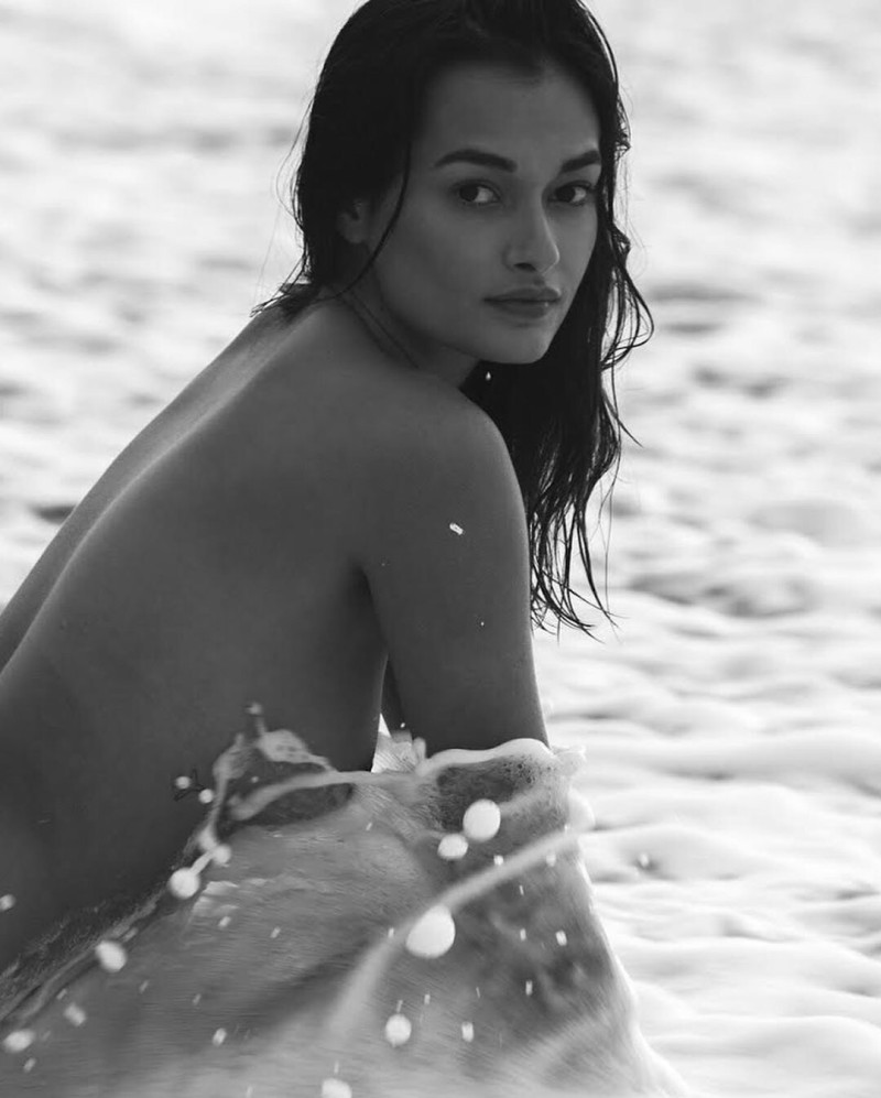 Photo of model Gizele Oliveira - ID 718296