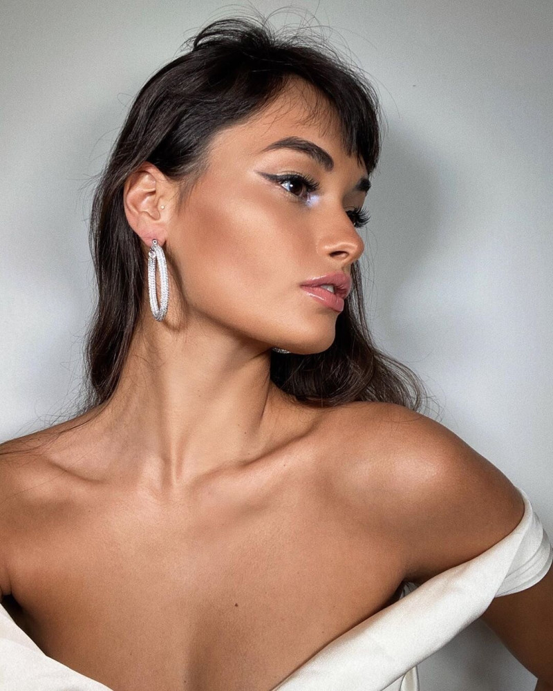 Photo of model Gizele Oliveira - ID 718485