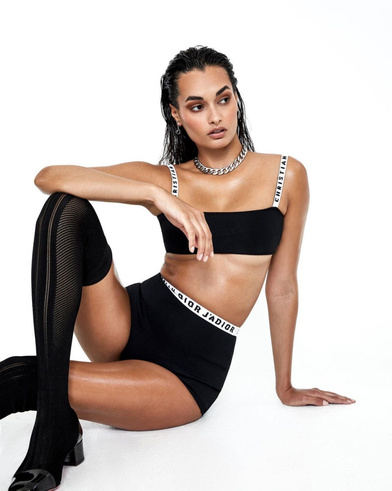 Photo of model Gizele Oliveira - ID 718603