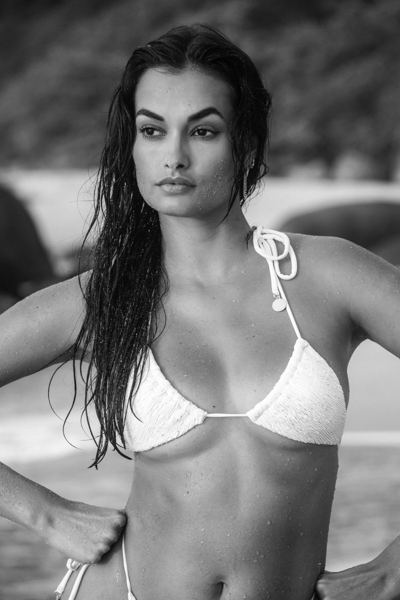 Photo of model Gizele Oliveira - ID 718689