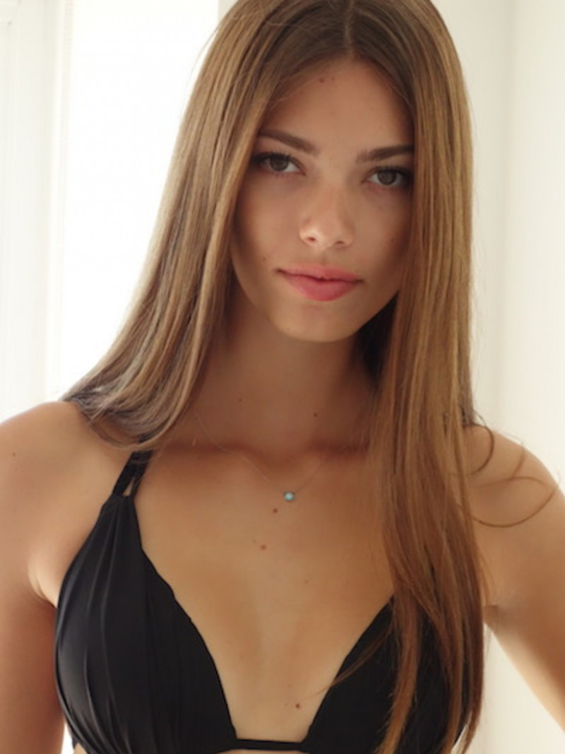 Photo of model Klara Vrtalova - ID 579716