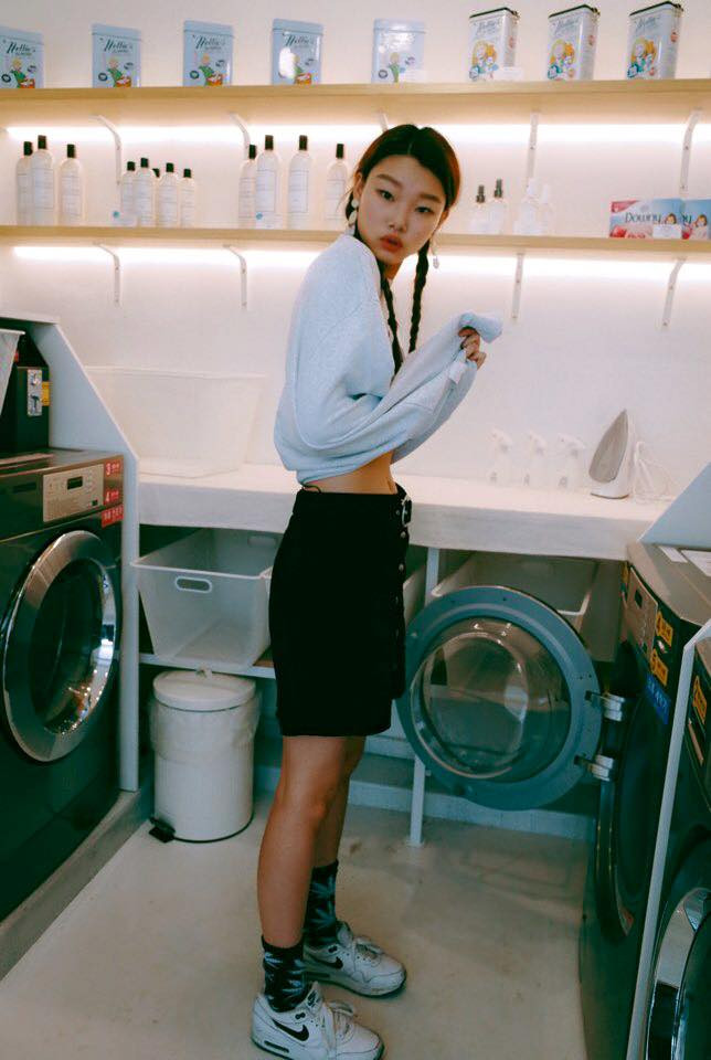 Photo of model Yoon Young Bae - ID 582220