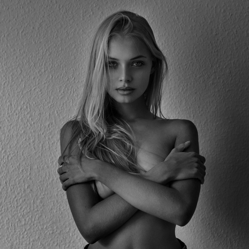 Photo of model Bella Oelmann - ID 582392