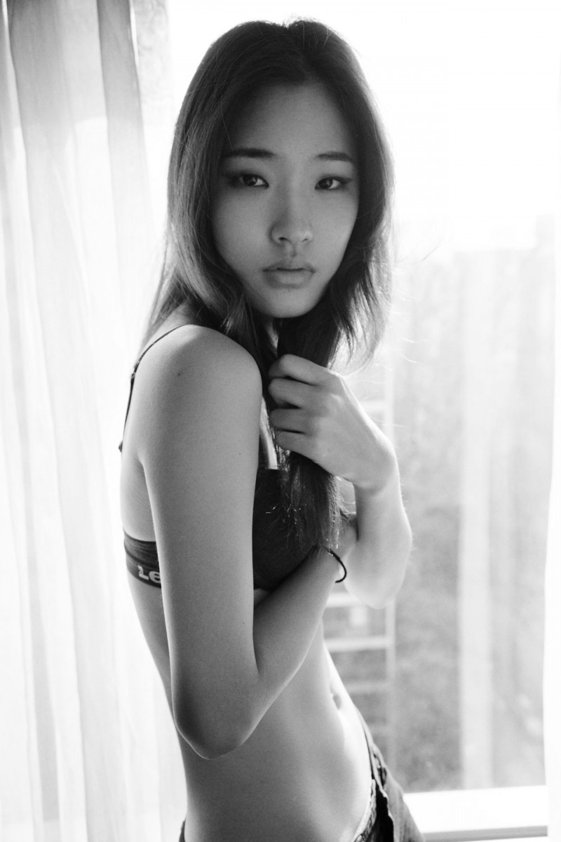 Photo of model Hyun Joo Hwang - ID 585480
