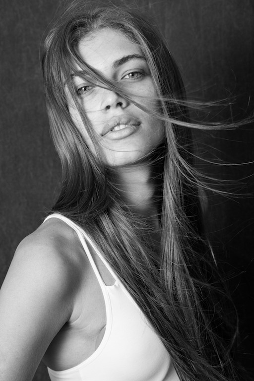 Photo of model Valentina Sampaio - ID 586394