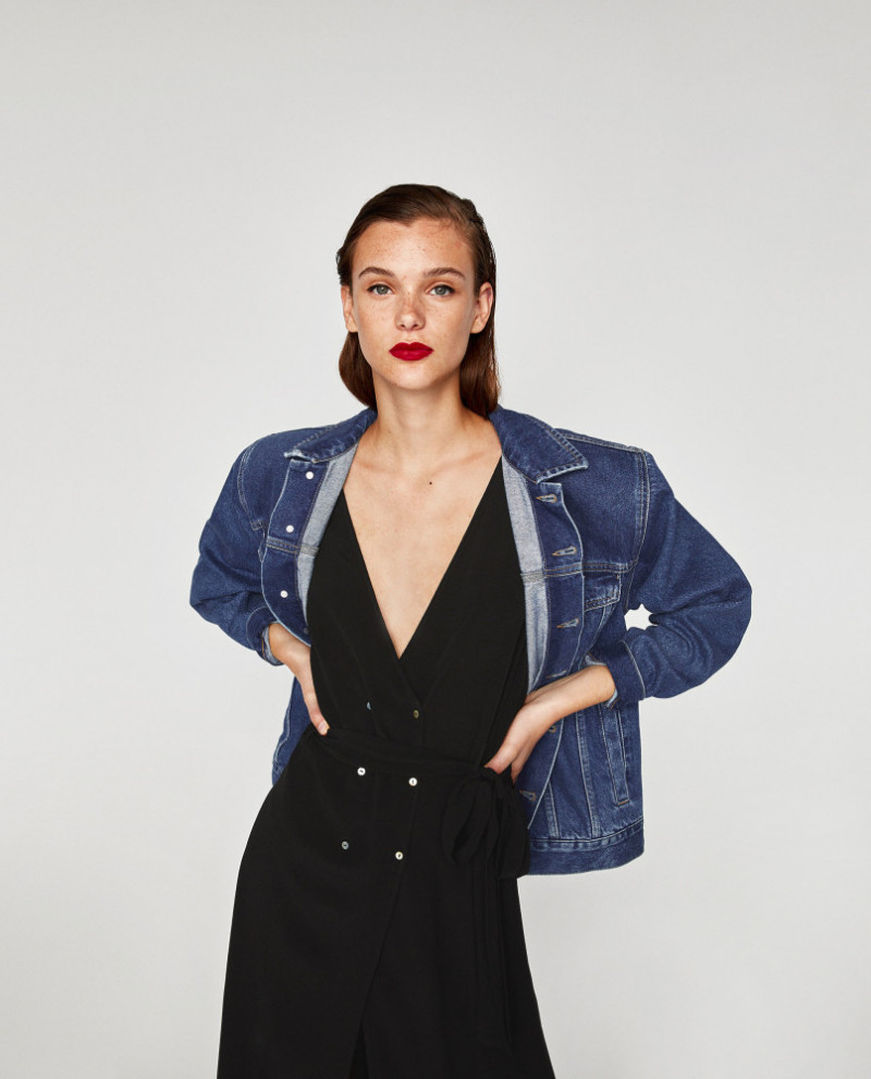 Photo of model Sara Dijkink - ID 593205