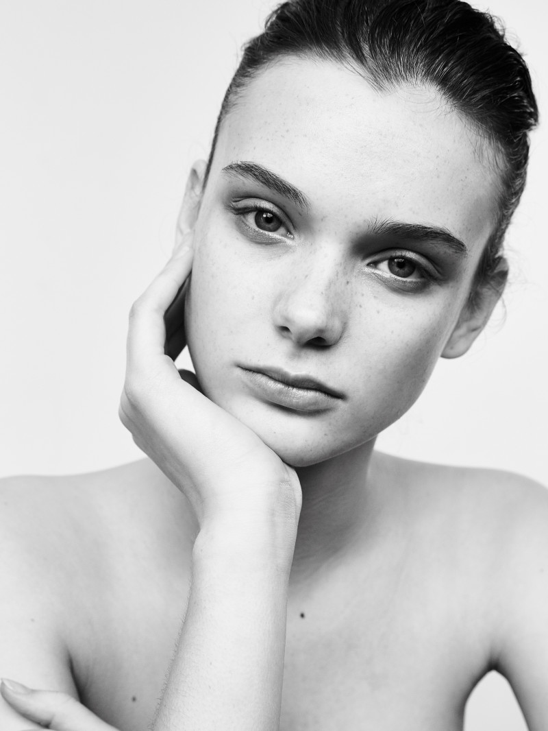 Photo of model Sara Dijkink - ID 593216