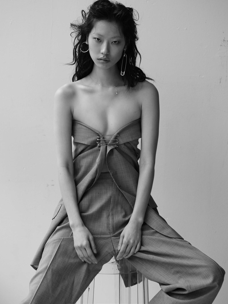 Photo of model Heejung Park - ID 593976