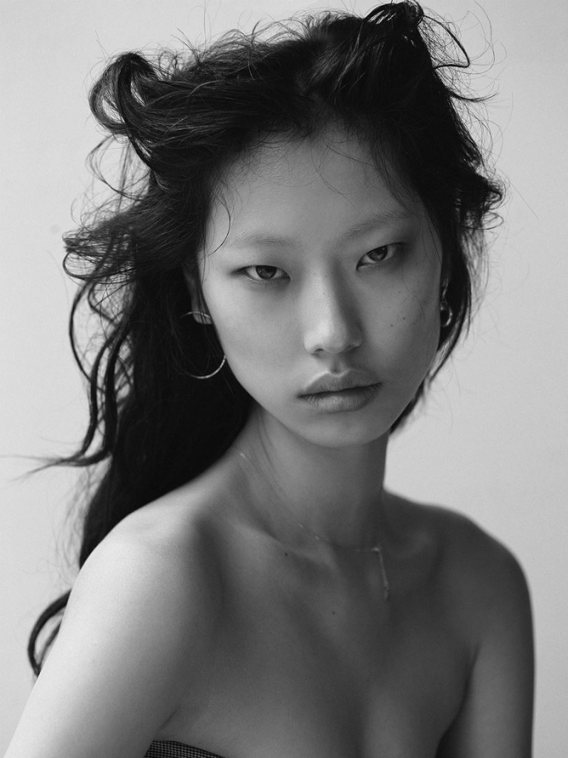 Photo of model Heejung Park - ID 593981