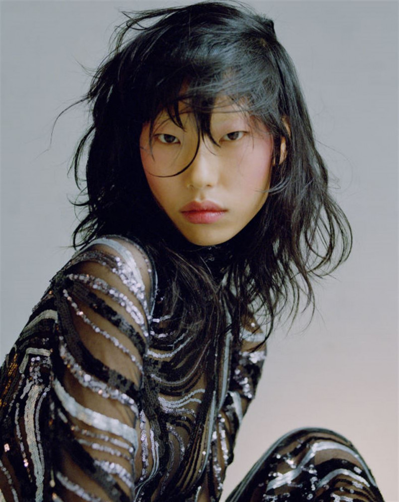 Photo of model Heejung Park - ID 593984