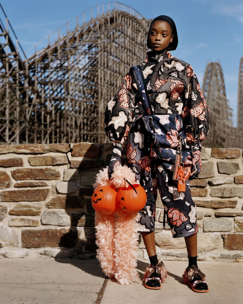 Photo of model Olivia Anakwe - ID 595075