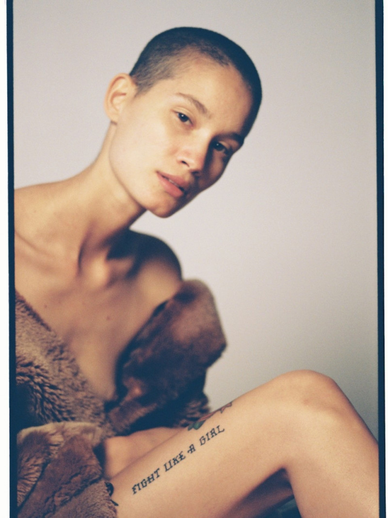Photo of model Katia Andre - ID 595540