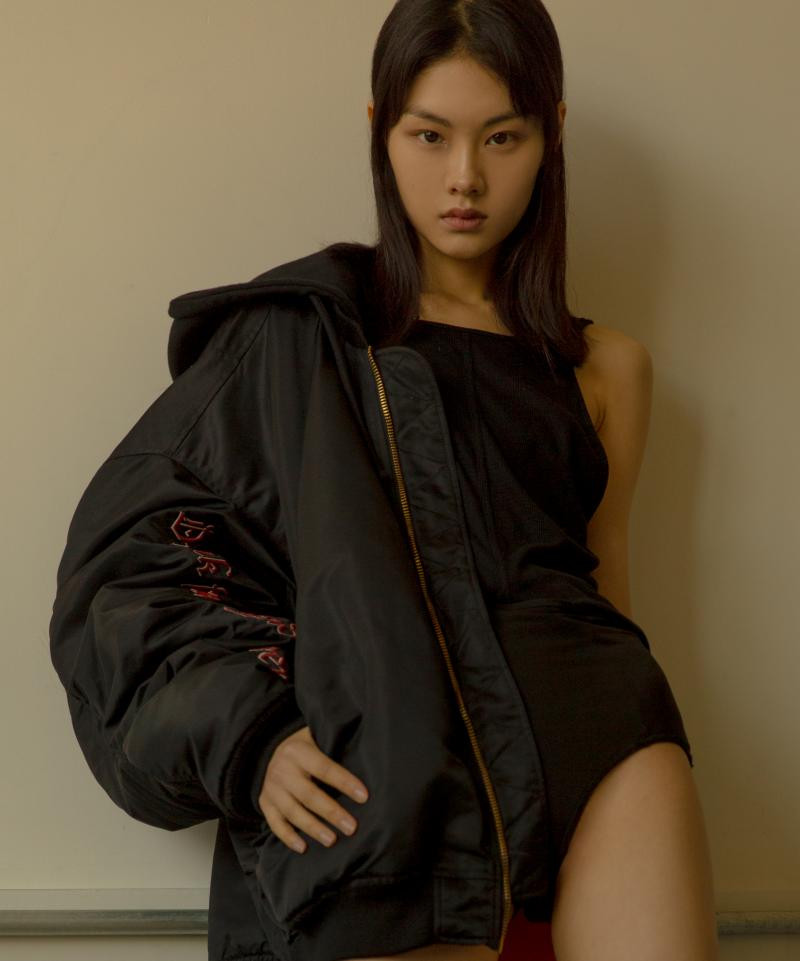 Photo of model Ting Chen - ID 595610