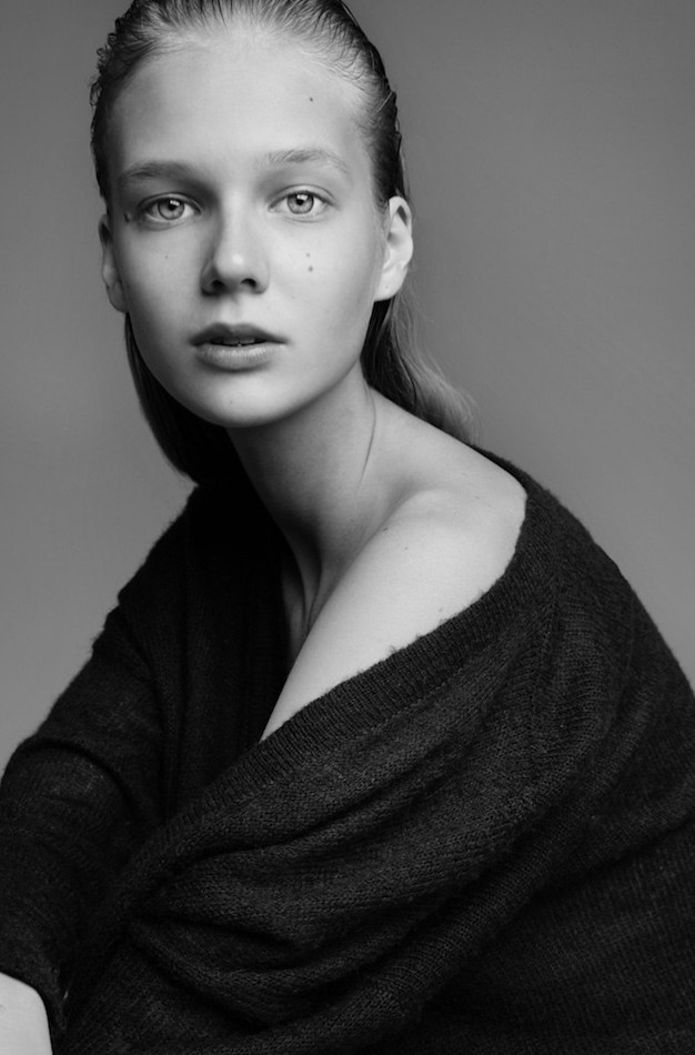 Photo of model Alina Egorova - ID 595827