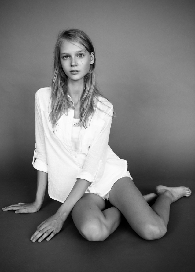 Photo of model Alina Egorova - ID 595830