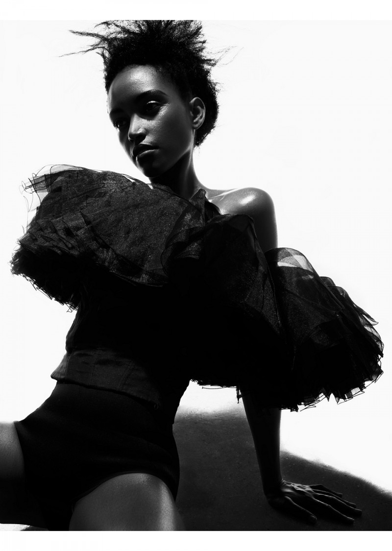 Photo of model Christelle Yambayisa - ID 597991