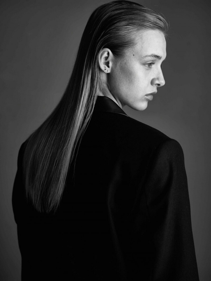 Photo of model Nina Dapper - ID 599776